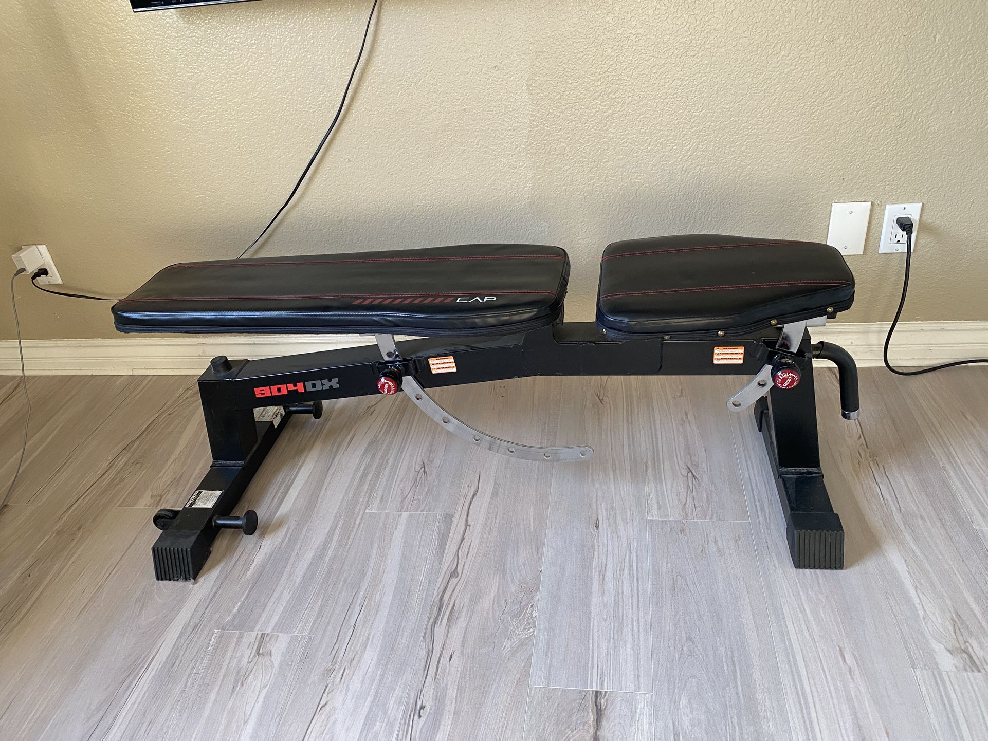 CAP 904DX Adjustable Weight Bench