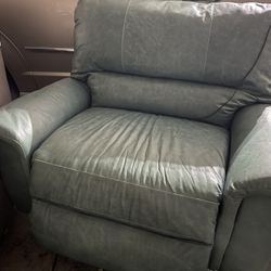 Extra Wide Reclining Chair