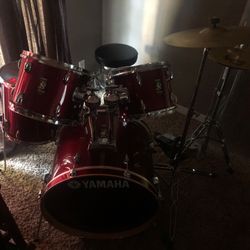 Yamaha Rydeen drum set