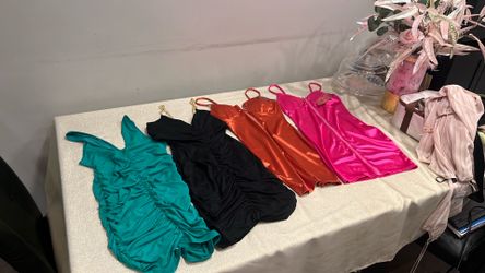 Size medium majority of the clothes are brand new with tags