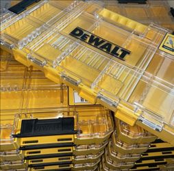 Dewalt Clear lid tool box Stackable