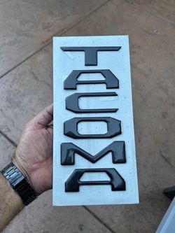 Toyota Tacoma Tailgate Insert Black
