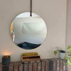 Circle Mirror