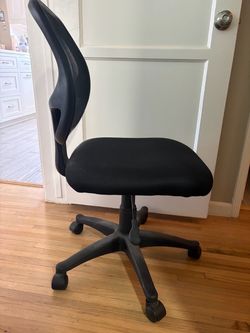 desk chair