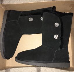 New UGG BY KOOKABURRA black boots size 10