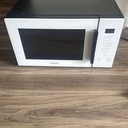 High End Microwave Samsung 