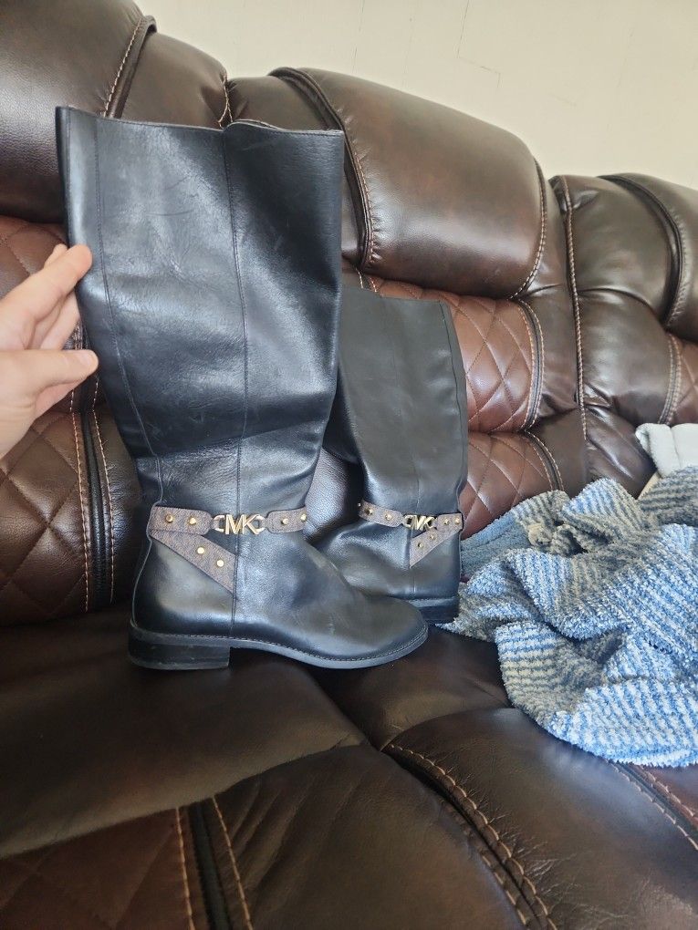 Size 9 Michael Kors Boots