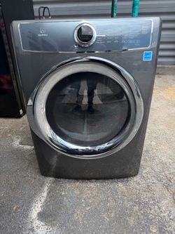 Premium Electrolux Dryer - High Efficiency & Gentle Care
