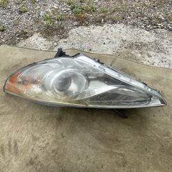 2011–2013 Hyundai Elantra Passenger Side Headlight OEM Assem