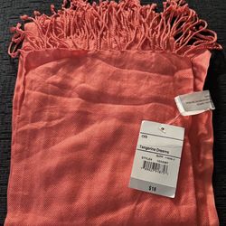 New Tangerine Dreams Woman Scarf . Bought 18$ selling 4$