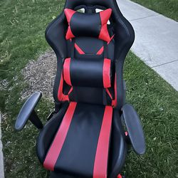 Gaming/OFFiCE Chair (reclines, Lights Up, Foot Rest)
