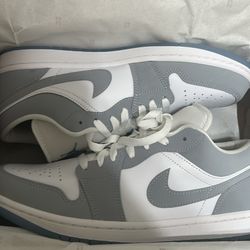 Air Jordan 1 Low New Size 10 Woman Or 8.5 Men 