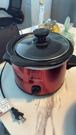 Tiny crock pot