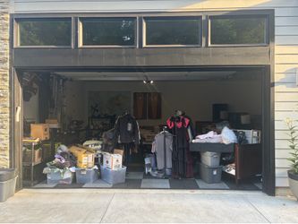 Moving sale