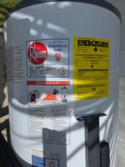 Free Used water Heather 40 gallons for parts