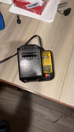 Dewalt battery+charger