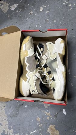 NIKE 10.5 MENS
