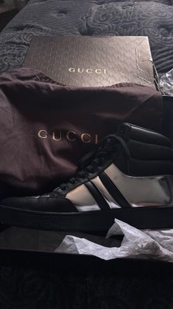 Size 10 gucci shoes