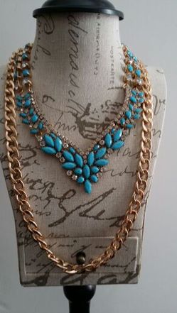 Nordstrom Tilton Turquoise crystal necklace