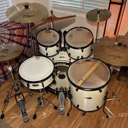 Pearl Center Stage Drum Set, Zildjian Cymbals