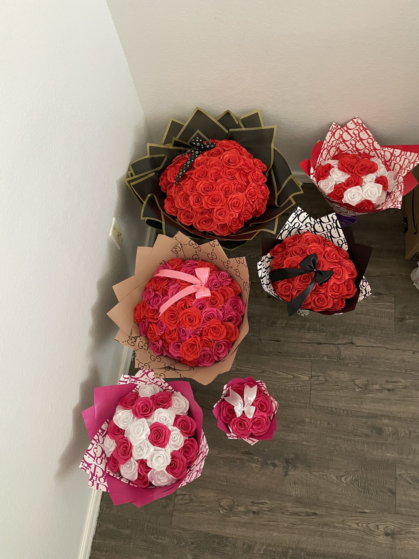 Bouquets Available Different Prices (ribbon)