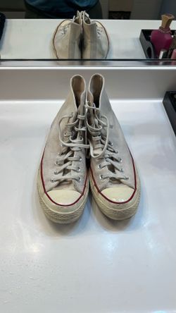 Men’s All Star Converse Chuck Taylor High Top Size 9.5