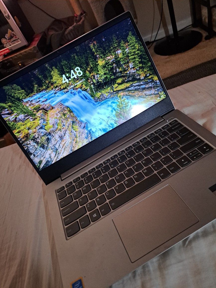 Laptop