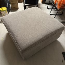 Large Ottoman And Storage