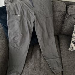 Fabletics Scrubs Set