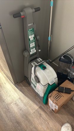 Bissell BigGreen BG10 Commercial Carpet Cleaner - Like New