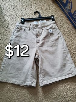 Time and Tru Khaki Denim Shorts 9" Inseam