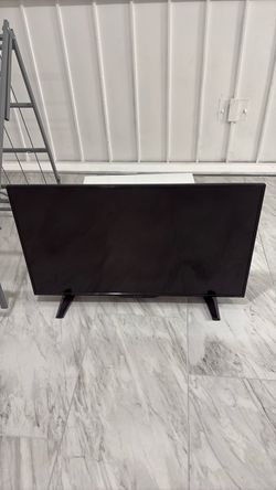 32 inch insignia Roku tv