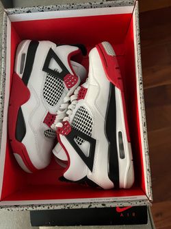 Air Jordan 4 Retro “Fire Red”