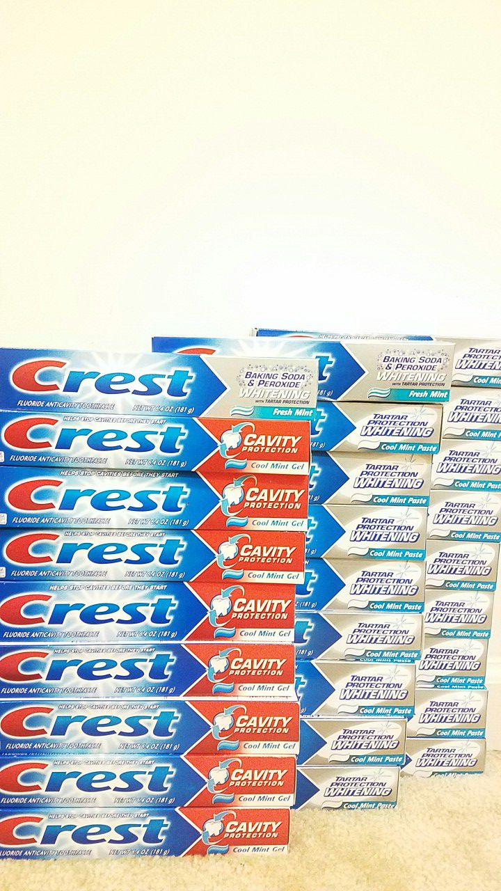 Crest tartar control whitening and cavity protection 6.4oz toothpaste bundle - $0.75 each