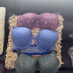 Victoria Secret Bra Size 38D And 38C Available $25 Each for Sale in  Palmdale, CA - OfferUp