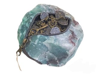 Beautiful Handmade Green Quartz Treasure Trove