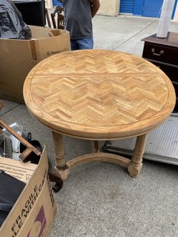 Oak Table With Leafs