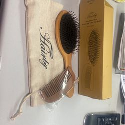 Bristle And Nylon Hair Brush
