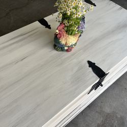 Farmhouse Coffee Table/Trunk