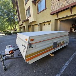 1976 Casualine Coachmen Pop Up Tent Trailer 