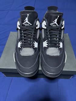 Jordan 4 Retro White Thunder 2024 Size 12