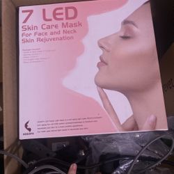 50$ LED Face And Neck Mask 