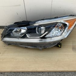 Honda Accord Sedan Driver HL Halogen w/LED Headlight  2016 2017 Used Oem Original 