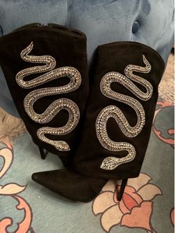 Azalea Wang Snake Boots