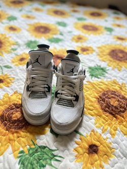 Air Jordan 4 Retro 'Military Black'