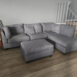 Grey Sectional Sofa With Ottoman