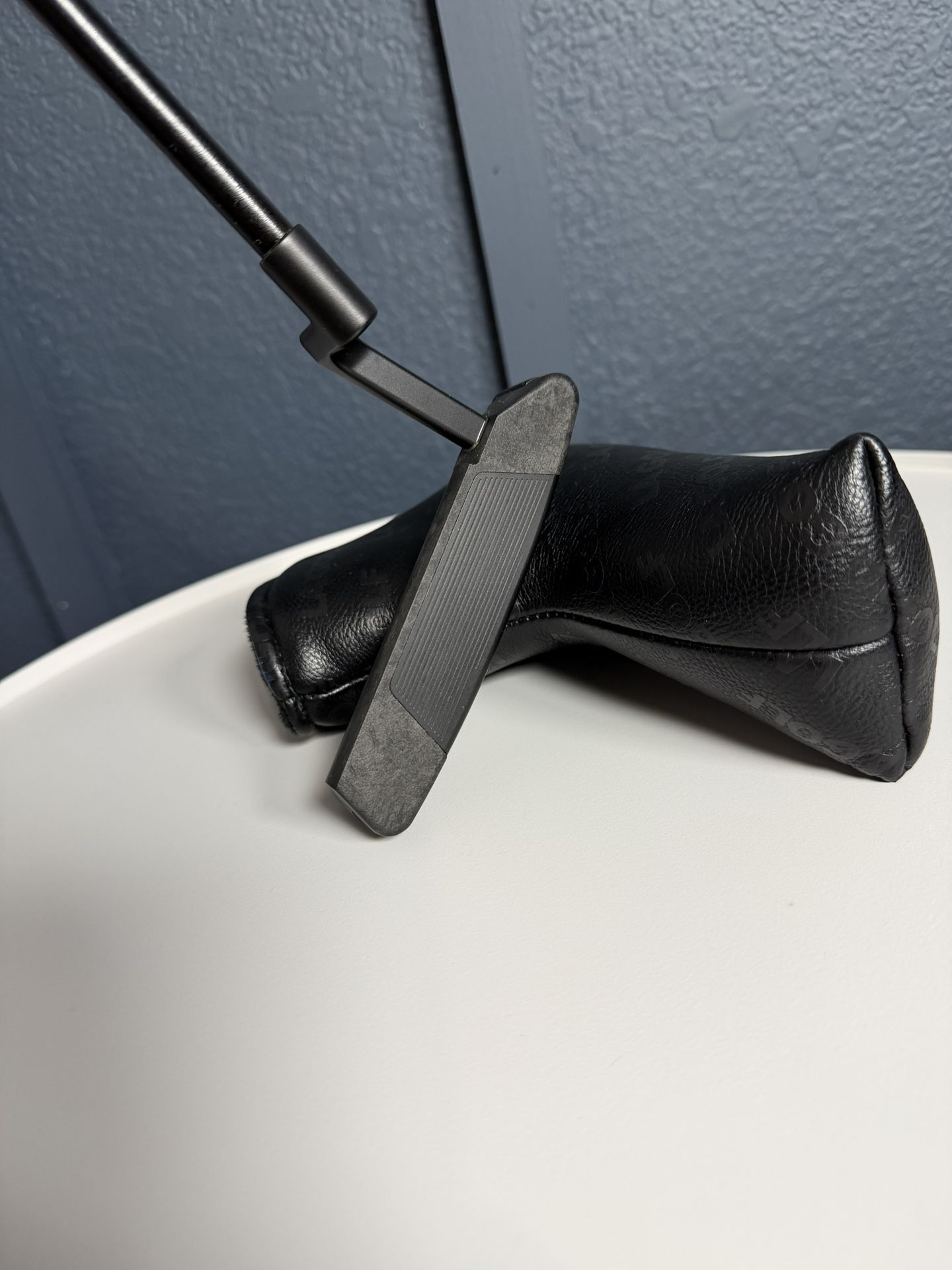LA Golf Bel-Air X Plumbers Neck Putter Right Handed RH
