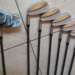 LH Complete Wedge Set And Iron Set KZG Titleist 