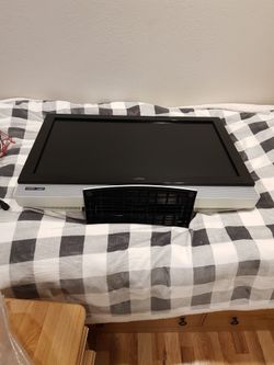 Vizio 37 Inch HD TV