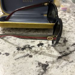 Gucci Sunglasses 🕶️ 